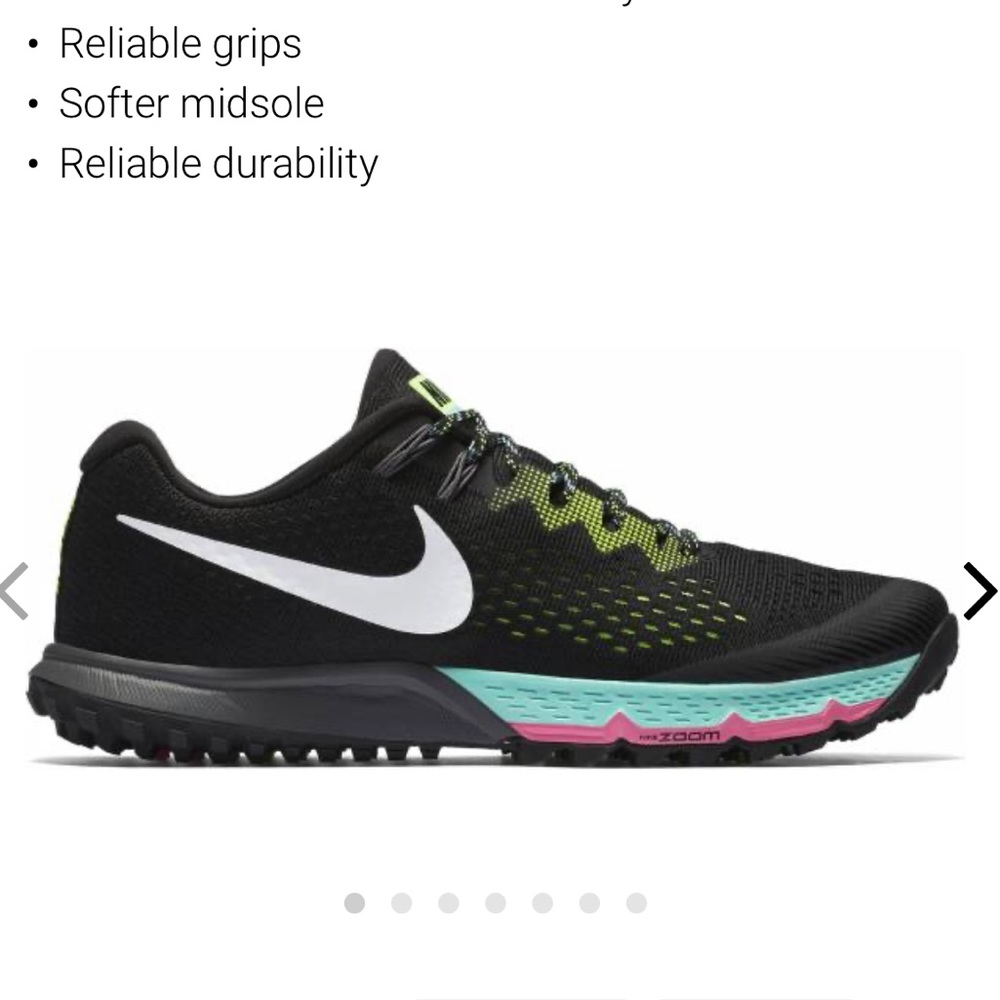Women’s Nike Zoom Kiger 4 size 8